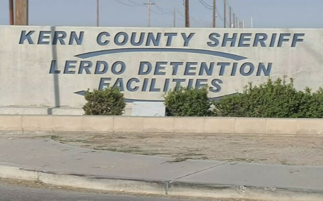 Detentions Deputy Accused of Bringing Drugs Into Lerdo Jail